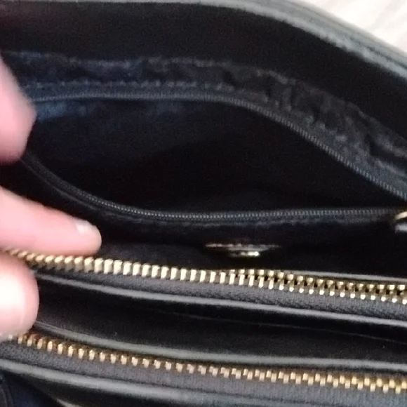 Black Women's Leather Satchel Handbag with Gold Hardware - Picture 9 of 11